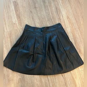 NWOT Vintage Banana Republic Leather Skater Skirt